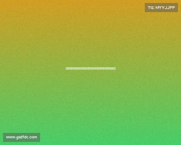 冰球比赛、冰球场上激烈角逐正酣速度与力量碰撞每一秒悬念迭起热血沸腾